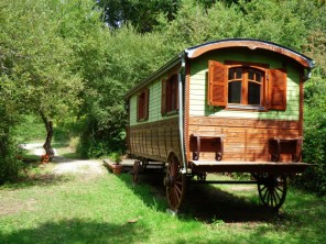 1 bedroom Gipsy Caravan near Pompignac, Gironde, Nouvelle Aquitaine, France