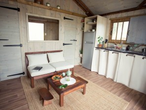 2 bedroom Cabin near Chamalières-Sur-Loire, Haute-Loire, Auvergne-Rhône-Alpes, France