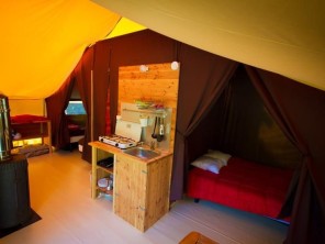 2 bedroom Safari Lodge near Saint Jean Du Gard, Gard, Midi-Pyrenees, France