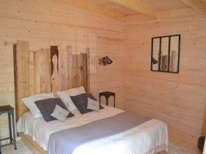 2 bedroom Accommodation near Magné, Vienne, Nouvelle Aquitaine, France