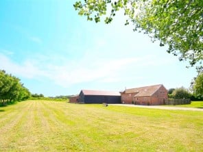 6 bedroom Cottage near Knodishall, Suffolk