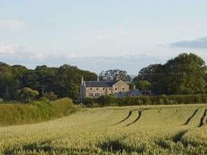 7 bedroom Cottage near Walworth, Yorkshire
