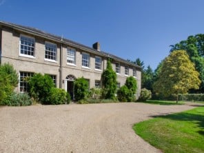 13 bedroom Cottage near Tattingstone, Suffolk