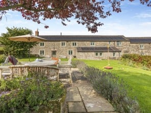 5 bedroom Cottage near Brassington, Derbyshire