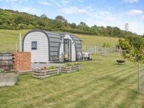 Secluded Countryside Glamping Pod With Private Hot Tub