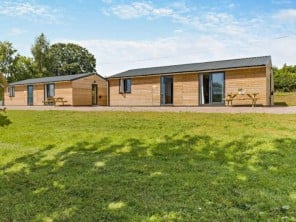2 bedroom Chalets / Lodges near Madley, Herefordshire