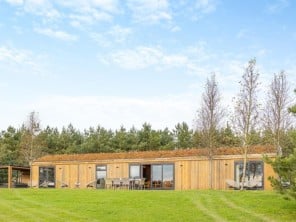 4 bedroom Chalets / Lodges near Llansanffraid, Powys / Brecon Beacons