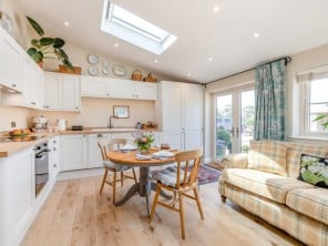1 bedroom Cottage near Ashton, Cheshire