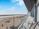 Spacious Apartment on the Beachfront