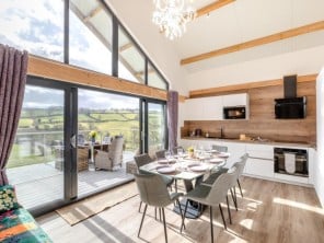 4 bedroom Chalets / Lodges near Berriew, Powys / Brecon Beacons