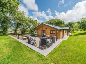 2 bedroom Chalets / Lodges near Fairy Cross, Devon