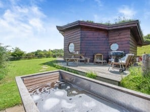 1 bedroom Chalets / Lodges near Dihewyd, Mid Wales