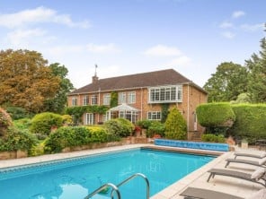 4 bedroom Cottage near Bray, Berkshire