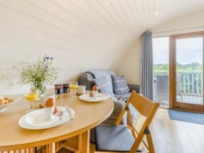 1 bedroom Chalets / Lodges near Garth, Powys / Brecon Beacons
