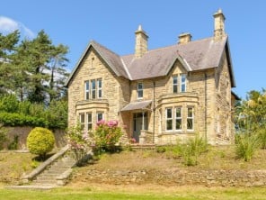 6 bedroom Cottage near Warkworth, Northumberland