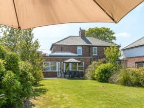4 bedroom Cottage near Embleton, Northumberland