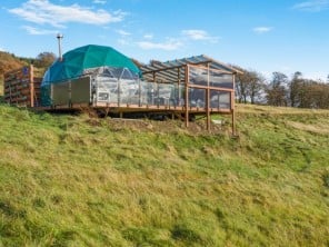 Unique Rural Glamping Dome with Private Hot Tub