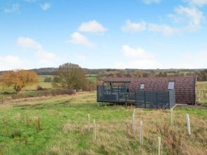 Luxury Romantic Glamping Cabin with Private Hot Tub