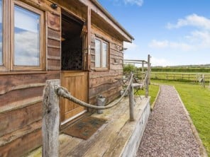 1 bedroom Chalets / Lodges near Alpraham, Cheshire