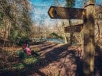 Walkers can enjoy the nearby Offa’s Dyke Path and Glyndwr’s Way, which meet at Knighton Walkers can enjoy the nearby Offa’s Dyke Path and Glyndwr’s Way, which meet at Knighton