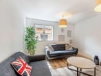 House in Bedford, Bedfordshire (42590) #6
