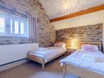 Twin bedroom