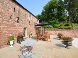 2 bedroom Cottage near Macclesfield, Cheshire, England