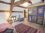 Large en-suite master bedroom with beautiful views Large en-suite master bedroom with beautiful views