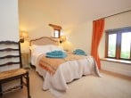 Freshly laundered bedding and towels provided Freshly laundered bedding and towels provided