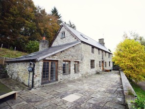 Secluded Farmhouse on the English Border