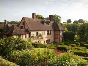 9 bedroom Houses / Villas near Salisbury, Wiltshire, England