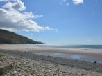 Relax on Fairbourne beach, swim in the sea or take the water taxi to Barmouth Relax on Fairbourne beach, swim in the sea or take the water taxi to Barmouth