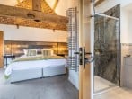 Exposed beams and en suite Exposed beams and en suite