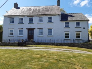 9 bedroom Houses / Villas near Builth Wells, Powys / Brecon Beacons, Wales