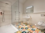 Luxurious en-suite shower room 