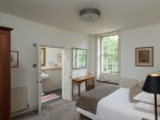 Double bedroom with en suite Double bedroom with en suite