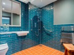 Wetroom with increased accessibility