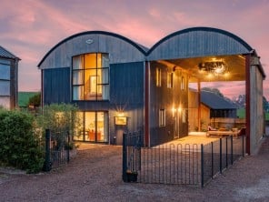 5 bedroom Cottage near Gloucester, Gloucestershire