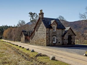 Rural Stone Cottage on a Private Estate