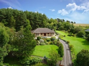 5 bedroom Houses / Villas near Aberlour, Highlands