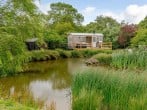 Cottage in Aylesbury, Buckinghamshire (76403) #1 Cottage in Aylesbury, Buckinghamshire (76403) #1