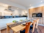 Perfect for dining in together Perfect for dining in together