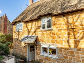 1 bedroom Cottage near Bridport, Dorset, England