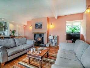 2 bedroom Houses / Villas near Llangammarch Wells, Powys / Brecon Beacons