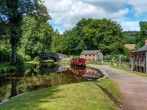 Walk along the Brecon & Monmouthsire Canal