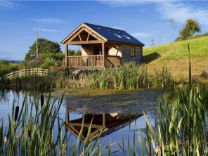 1 bedroom Chalets / Lodges near Llangammarch Wells, Powys / Brecon Beacons, Wales