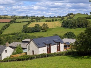 6 bedroom Houses / Villas near Brecon, Powys / Brecon Beacons, Wales