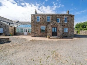 8 bedroom Cottage near Cockermouth, Cumbria & the Lake District