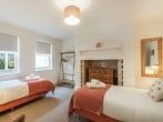 Twin room on lower ground floor Twin room on lower ground floor