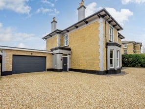 5 bedroom Cottage near Sandown, Isle of Wight